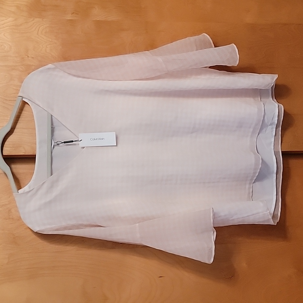 Calvin Klein V-NECK Pink White Check Flowy Top